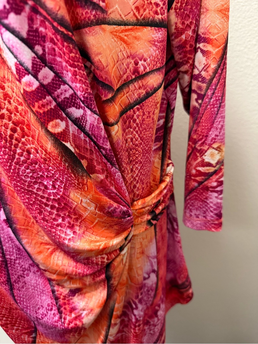 Nygard Orange Pink Abstract Tunic Top Womens Stretch Ruched 3/4 Sleeve - Picture 3 of 8